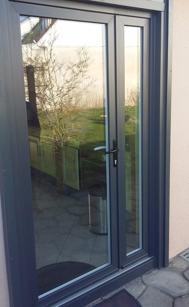 Isolation, pourquoi la fenêtre PVC est le meilleur compromis ? - Portes et  fenêtres PVC, Bois et Alu en Essonne (91)